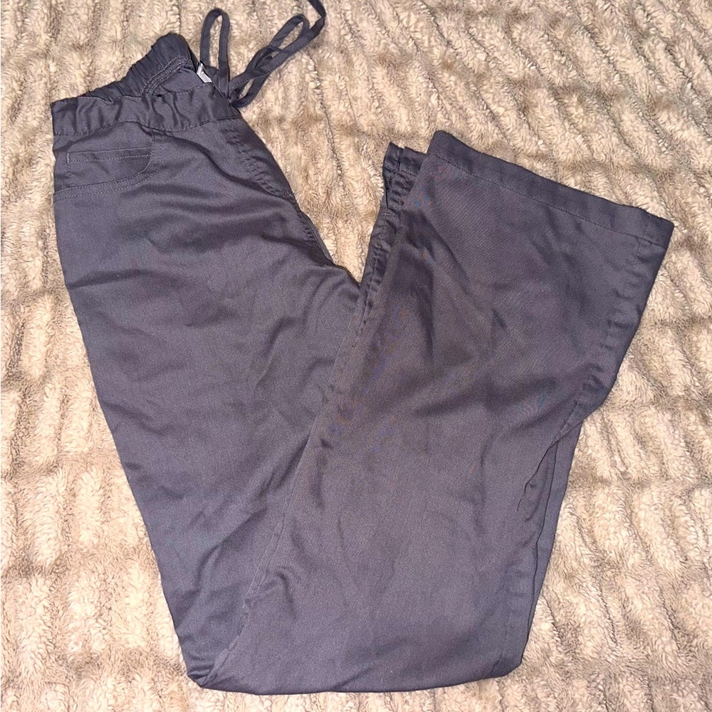 Women’s grey Greys Anatomy scrub bottoms